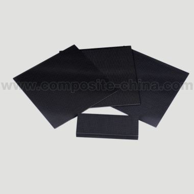 Placă din fibră de carbon